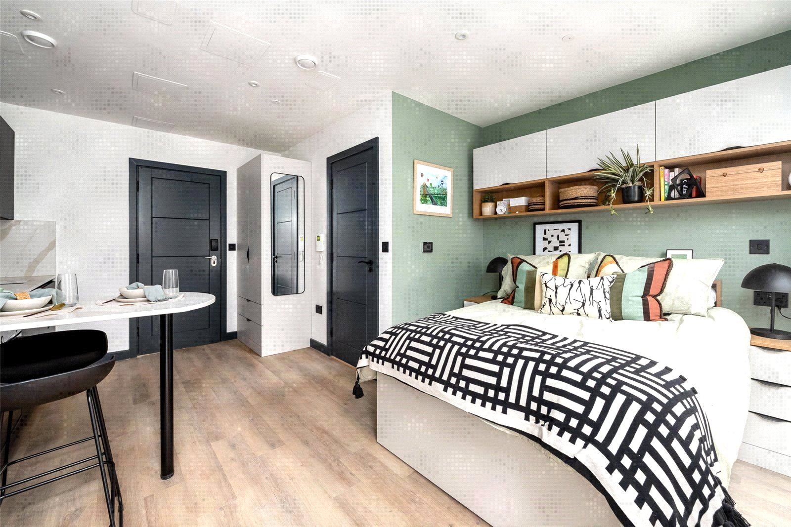 Charlotte Street, City Centre, BS1 5EU